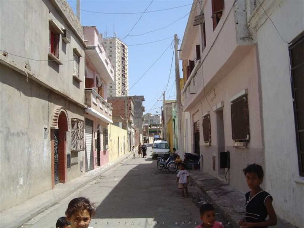 ORAN AOUT 2007 rue caporal simonet 3.JPG